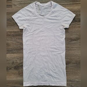 Lululemon Swiftly T-shirt